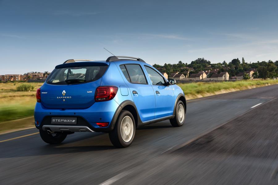  Renault Sandero Stepway 2017 года  (ZA) (фото 3 из 14)